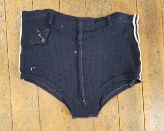Vintage 1940s Authentic Navy Blue 100% Wool Men's Bathing Suit