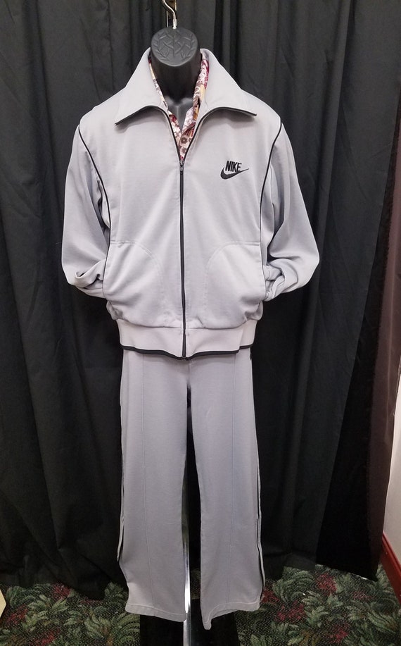 Vintage 90s Nike Swish Gray and Black 2 Piece Polyester Tracksuit, Jacket  and Sweat Pants, Windbreaker Large Sportswear 