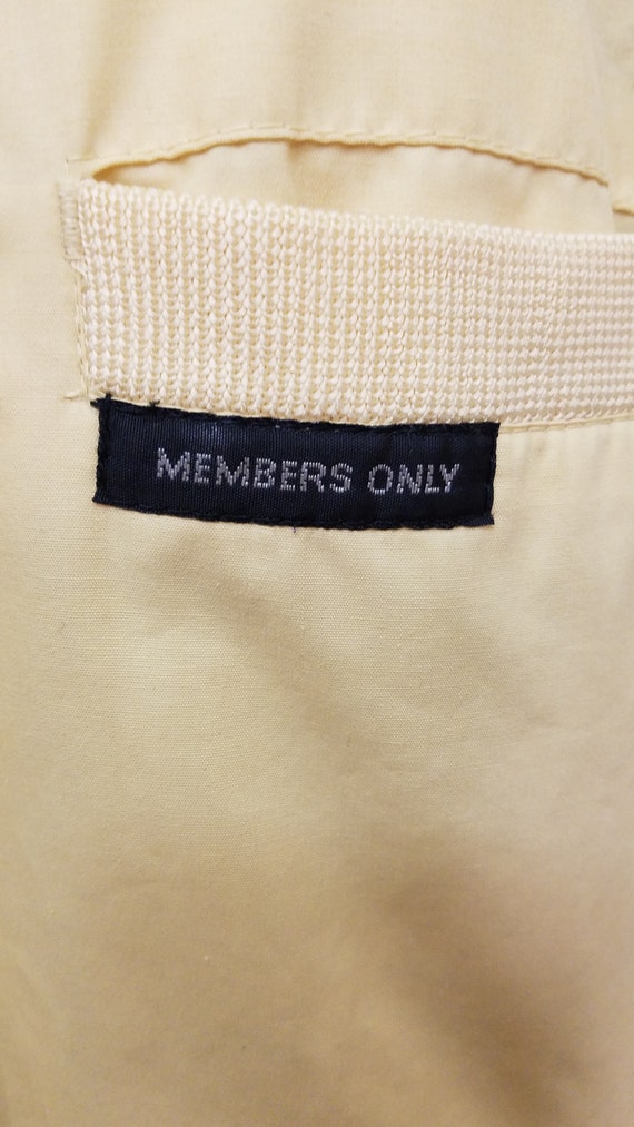 Vintage 1990s Members Only by Europe Craft Yellow… - image 3