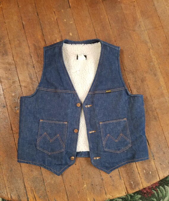 Vtg 70s Sherpa Lined Denim Vest by Maverick Denim… - image 9
