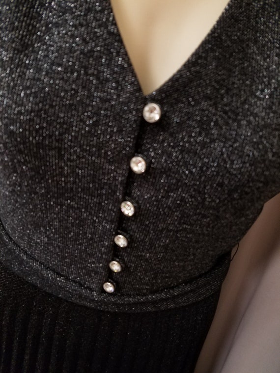 Vintage 1960s Black Sparkle Knit V-Neck w Gorgeou… - image 8