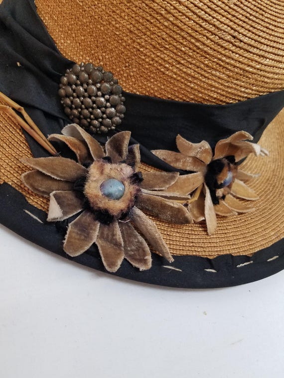 Classic Tan Straw Hat with Black Flower Accent Authentic Edwardian Straw Hat: Tan Traveling Cap With Felt  main image 2