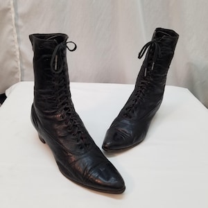 Paire de bottes Vintage vers 1970 en cuir T.38 - Le palais des bricoles