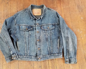 Vintage 1980s Levi's Denim Jean Dark Stone Wash Acid Wash Trucker