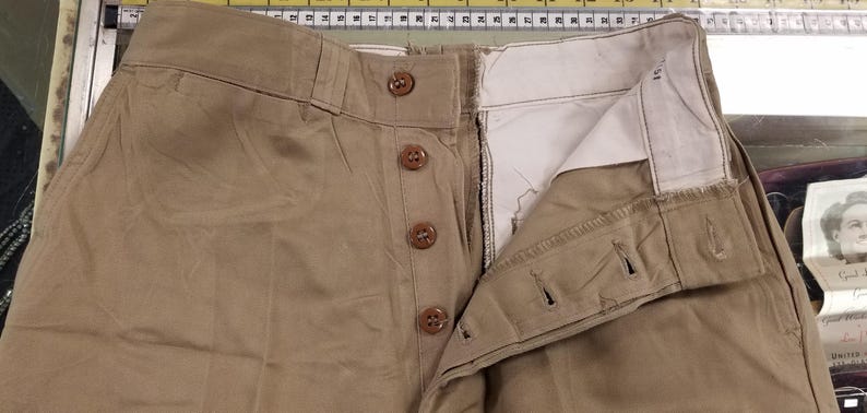 U.S. Army WW2 1940s Vintage Dark Khaki Chino Pants Button Fly USA Made ...