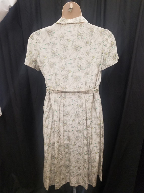 Vintage 1940s Dress Sweet Voile Floral Gray Green… - image 5