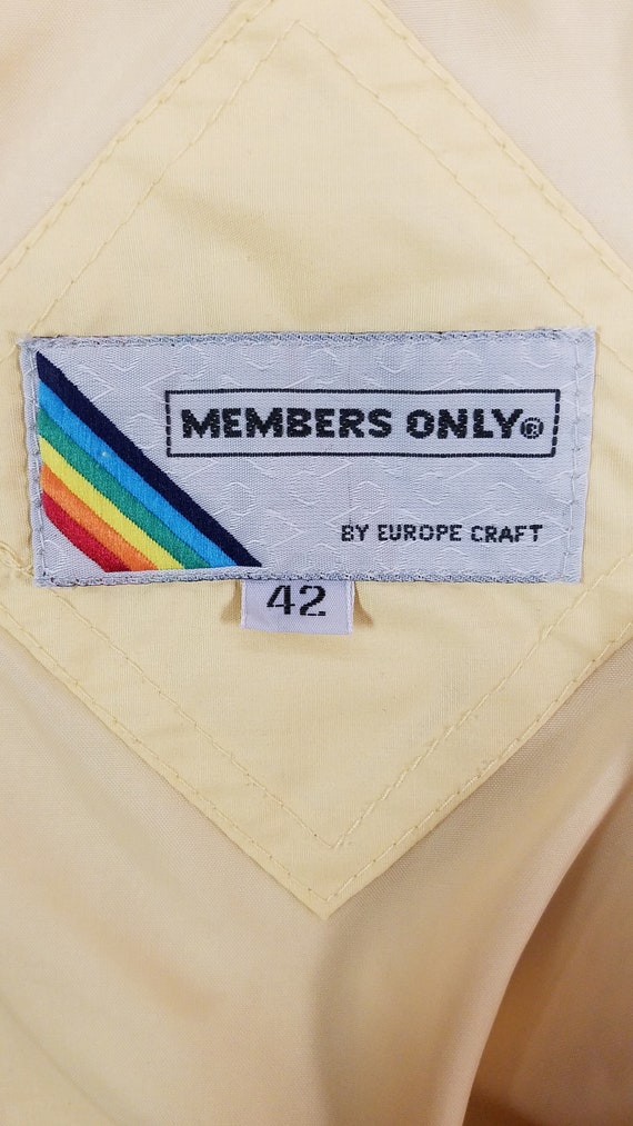 Vintage 1990s Members Only by Europe Craft Yellow… - image 8