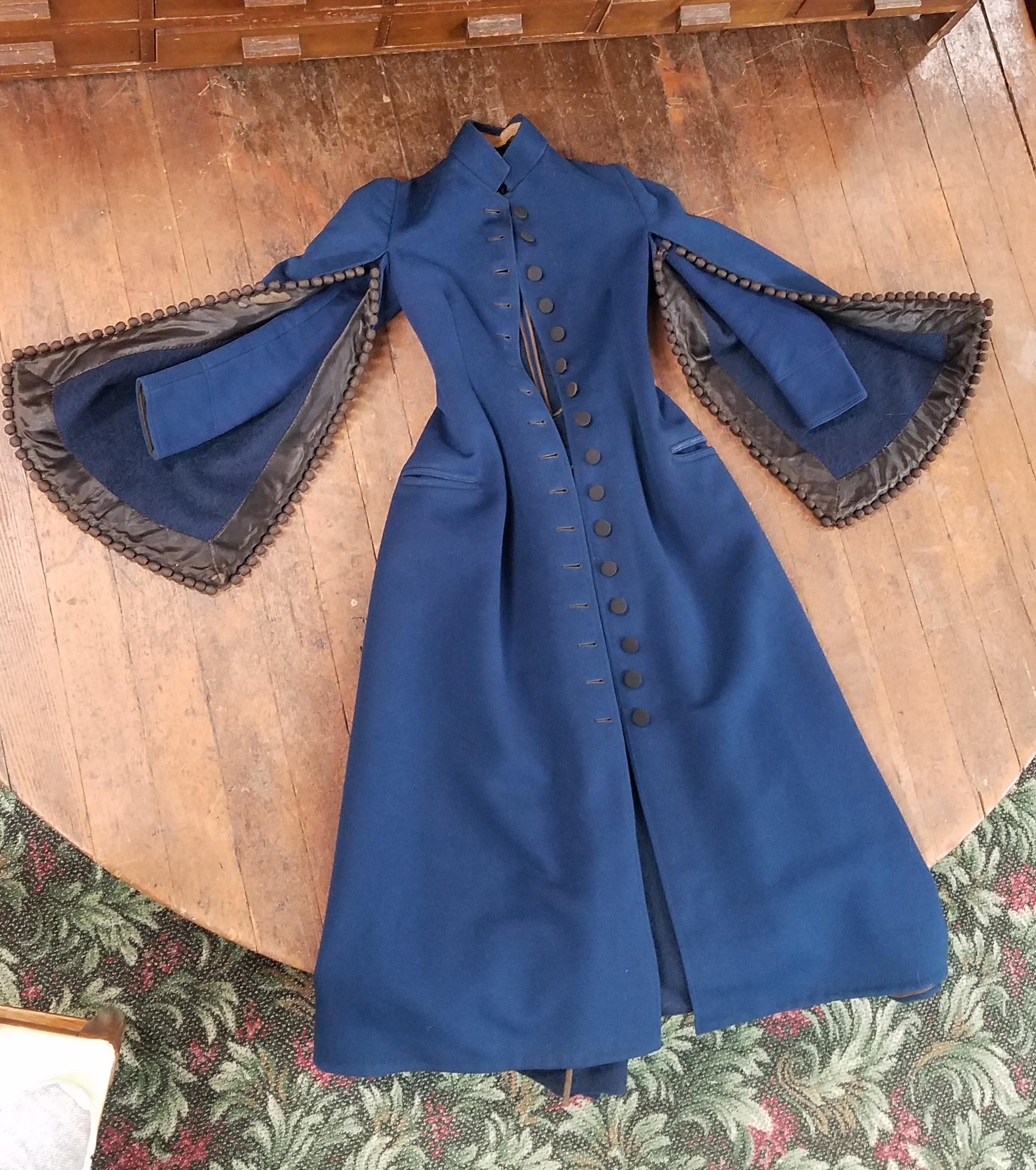 Magnificent Antique 1900's Authentic Navy Blue Wool Cashmere Long