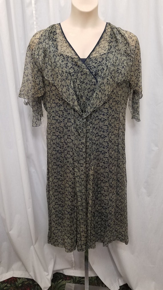 Vintage 1920s-30's Gorgeous Dainty Navy & Tan Prin