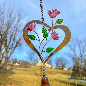 Flowers On Heart Hanging Ornament | Gifts For Mom | Ornaments | Gardening Gifts | Wind Chimes | Gardening Decor | Garden Art | Yard Art |