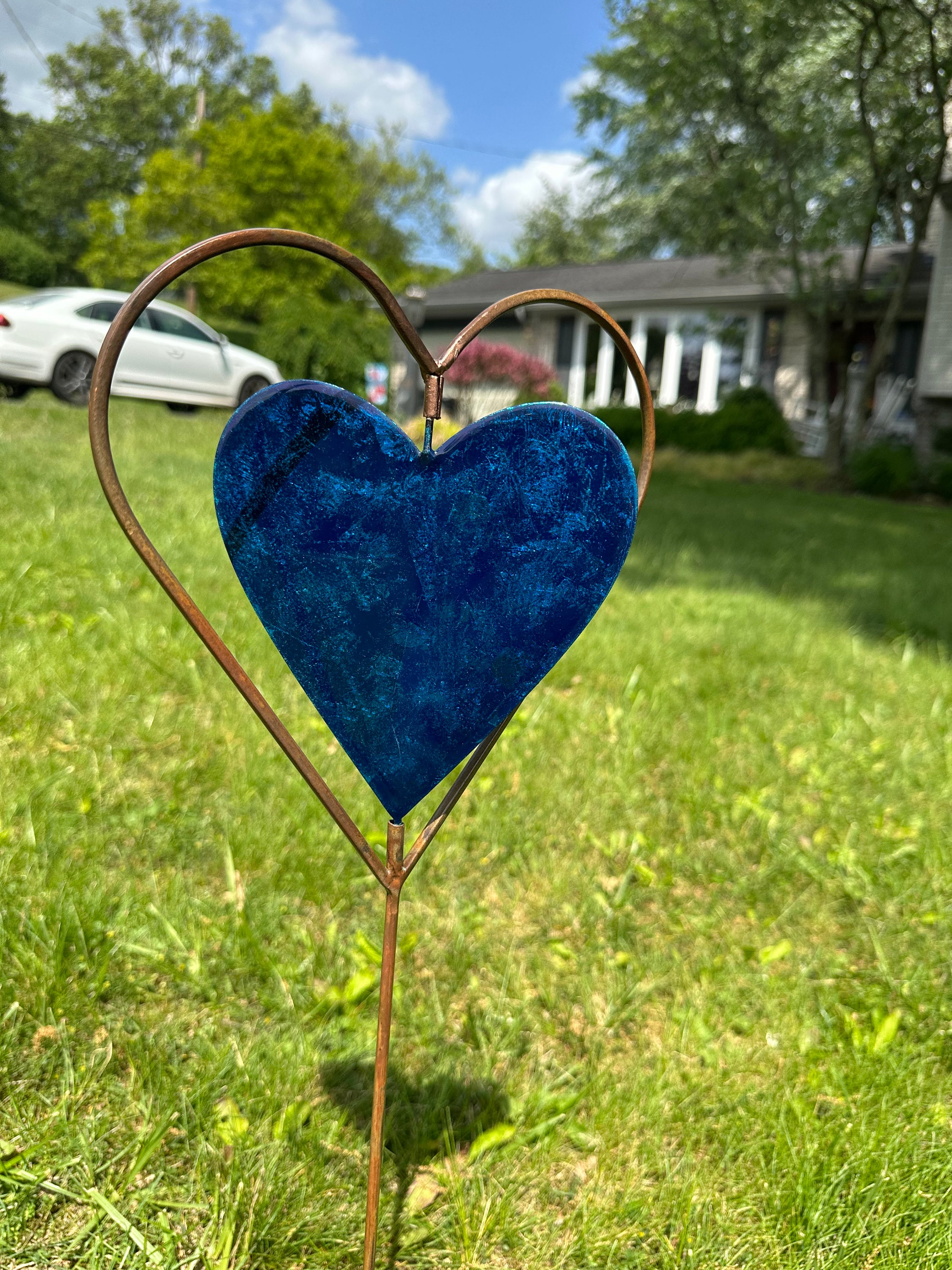 Blue Heart Disc Garden Stake, Plant Stake, Garden Decor, Landscape Stake, Plant Decor, Gardening Tools, Gardener Gift, Gift for Mom, Garden