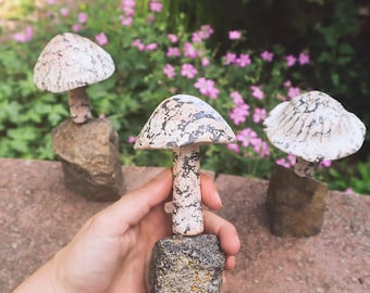 Mushroom Art Stone Garden Statue, Eco-Friendly Fungi Yard Decor