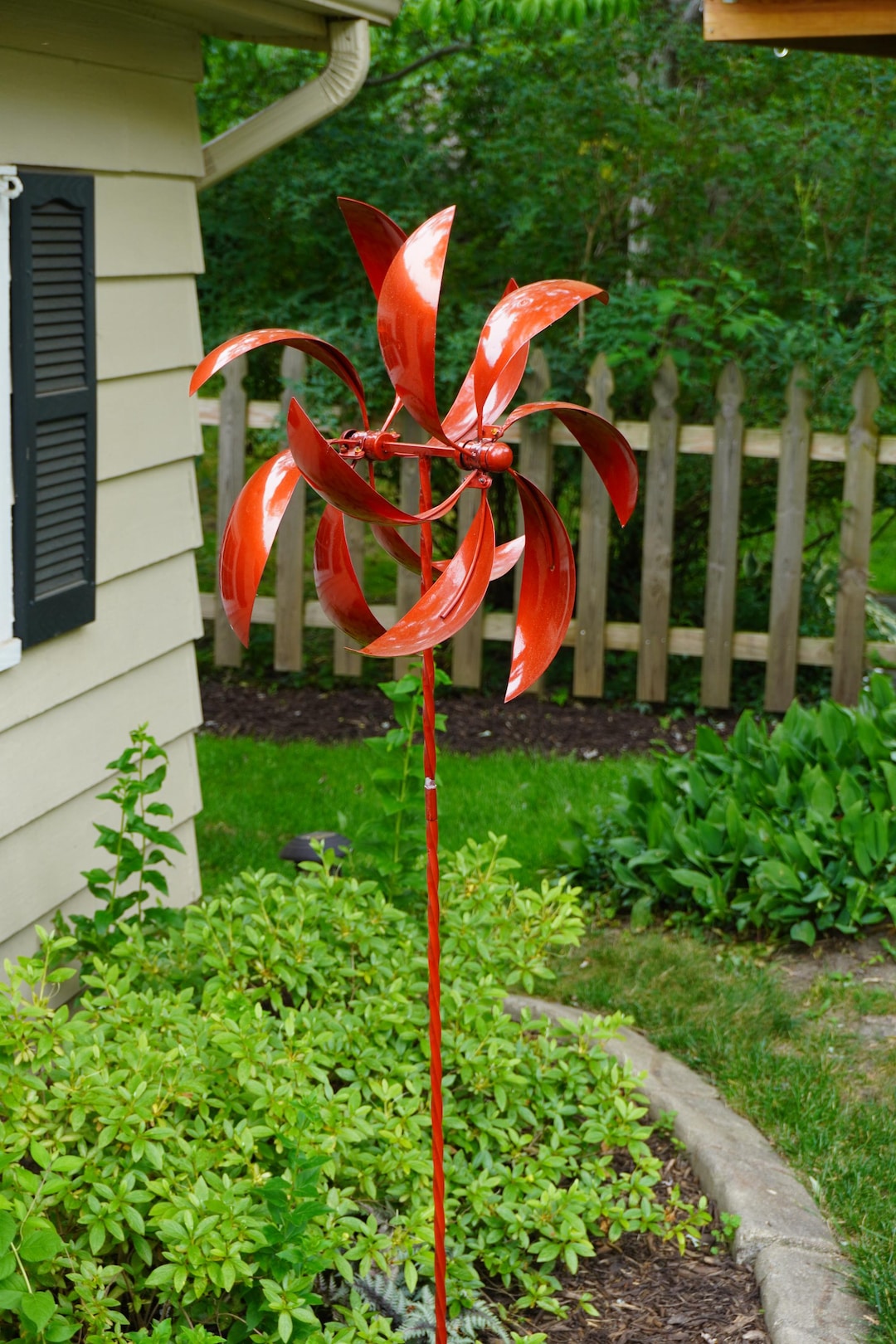 Red Feather Wind Spinner, Kinetic Garden Sculpture, Outdoor Metal Decor ...
