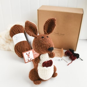 Kangaroo Crochet Kit, Beginner Crochet Kit with Yarn, Learn to Crochet, Gifts for Teens, Amigurumi Crochet Kit, Plastic Free Crochet Kit