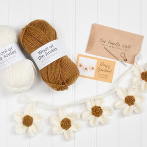 Crochet Kit, Crochet Kit Beginner, Crochet Garland, Beginner Crochet Kit, Crochet Flower Garland, Crochet Garland Pattern, Craft Kit Adults