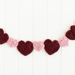 Valentine Crochet Pattern, Valentines Day Crochet Pattern, Crochet Garland Pattern,  DIY Valentines Day Decor, Heart Garland Crochet Pattern