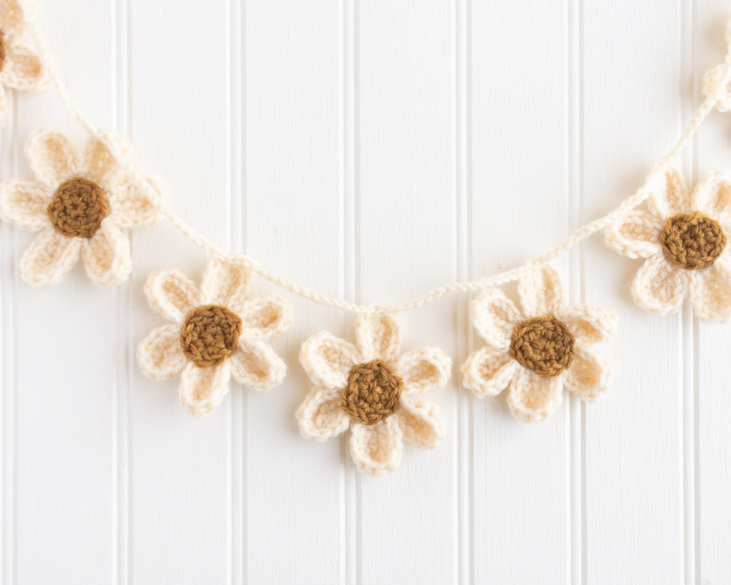 Daisy chain crochet pattern deals