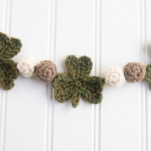 Crochet Shamrock Garland Pattern, St Patricks Day Crochet, St Patty's Day Clover Garland, Crochet Clover Pattern, Shamrock Crochet Pattern