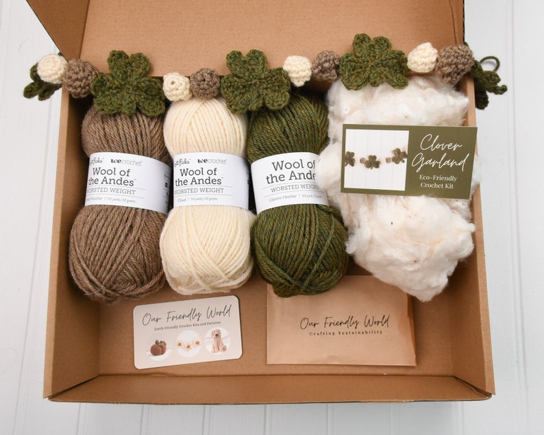 Crochet Kit Beginner with Yarn, Shamrock Crochet Pattern, Crochet Shamrock Kit, St Pattys Day Crochet Kit, Crochet Garland DIY Craft Kit image 1