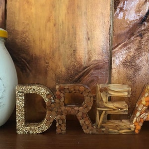 Barattolo shabby chic e scritta in resina