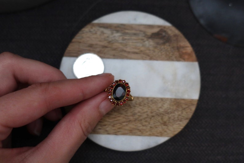 8K Gold Glass Garnet Ring