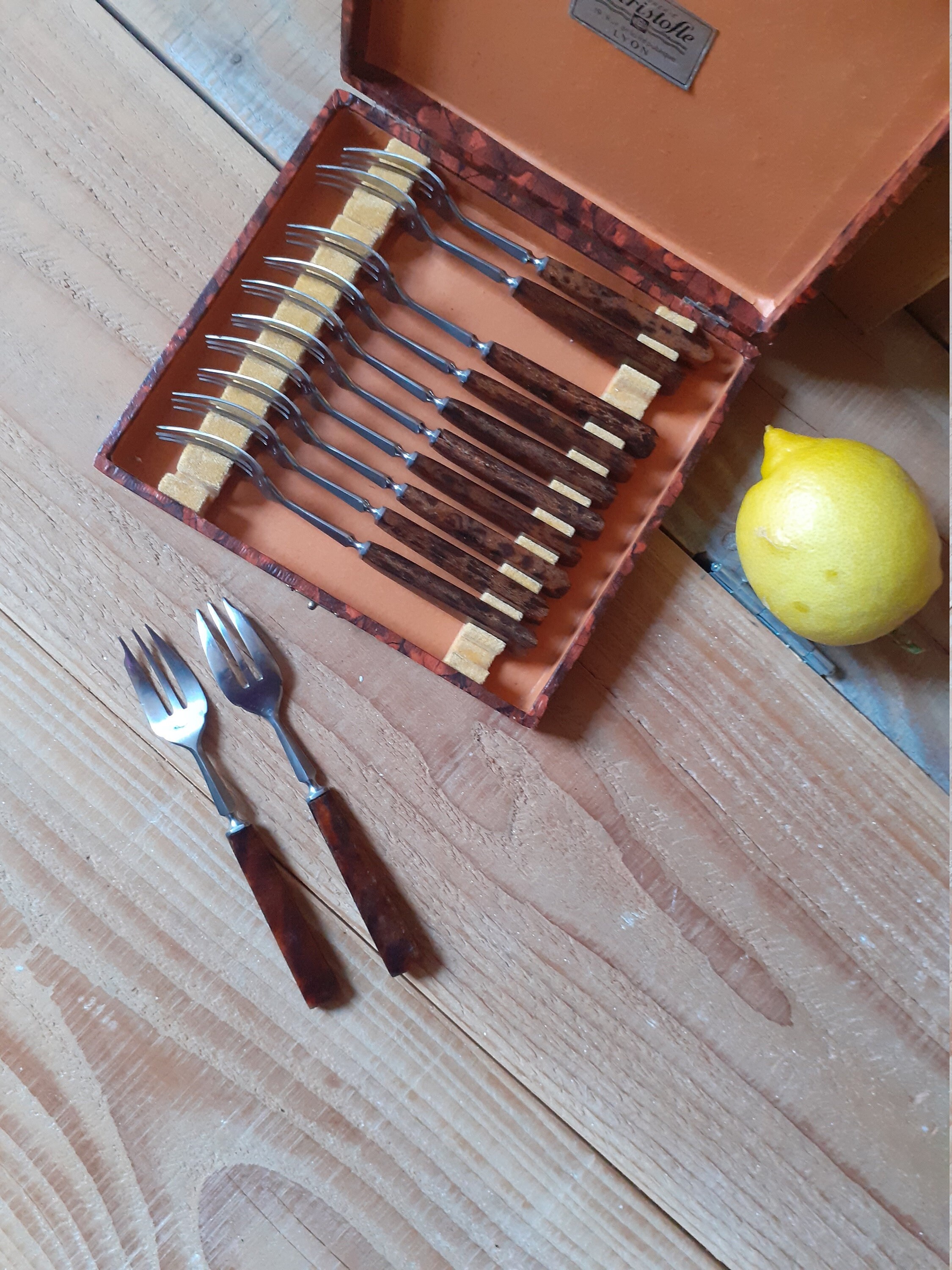 12 Petites Fourchettes à Dessert Anciennes - Antoine Grenoble, Design XXe Siècle