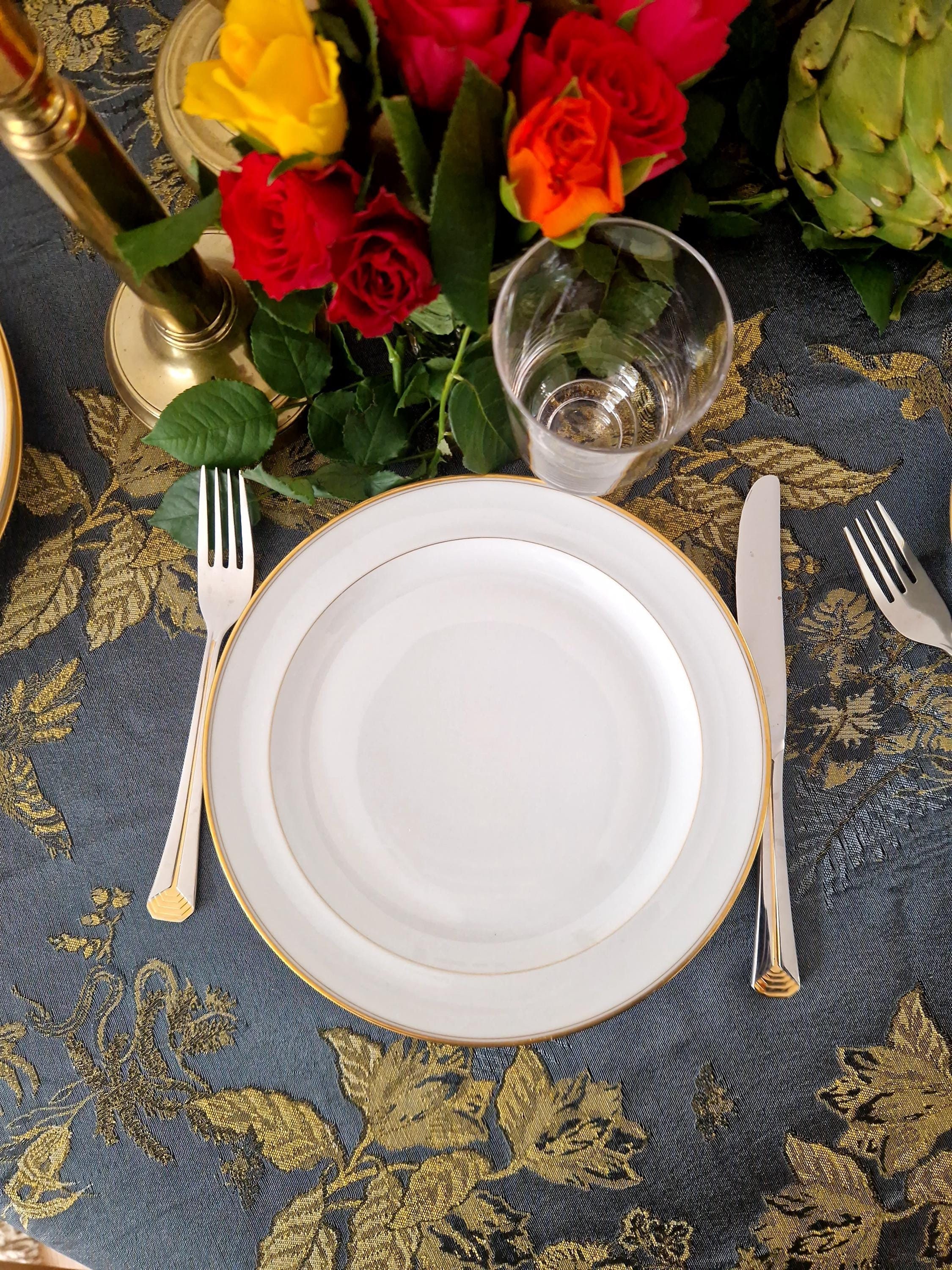 12 dinner plates - A.Vignaud Limoges - White and Gold
