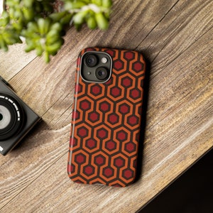 Étui pour téléphone à motif hôtel Overlook, étui pour téléphone tapis brillant, étui pour iPhone Overlook, étui pour fans de films d'horreur, étui brillant Samsung, coques robustes