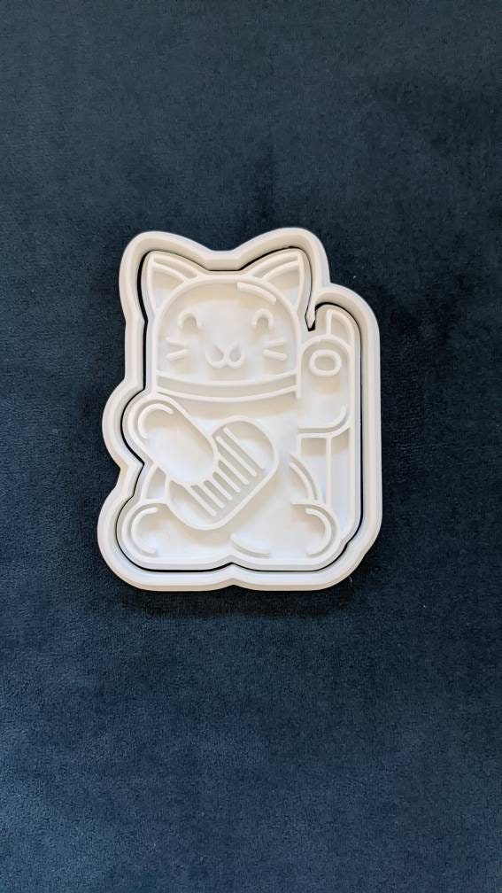 Lucky Cat cookie cutter Maneki-neko beckoning cats paw 招き猫