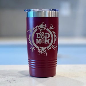DnD Mom! - Tumbler DnD inciso