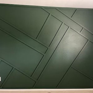 Green dimensional accent wall
