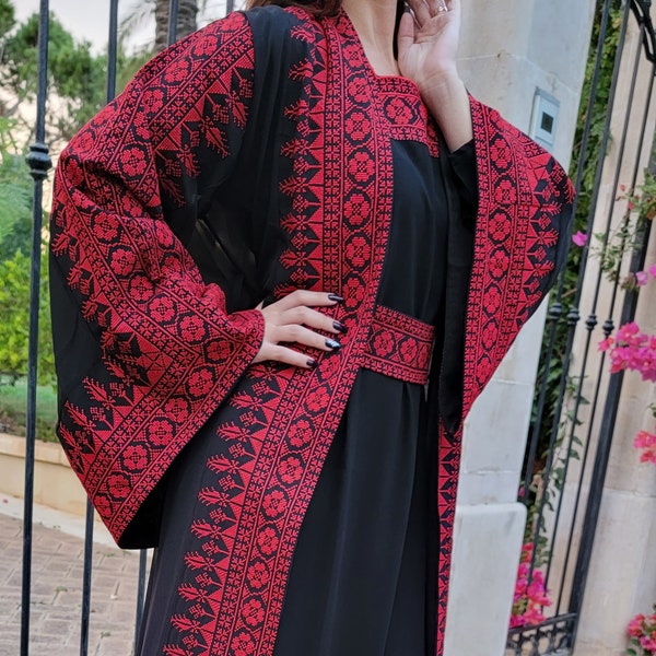 Palestinian Embroidery Short Dress & Cape (set of 3 pieces)