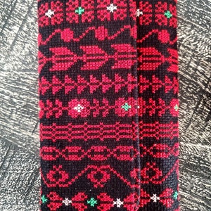 Cartera de cuero bordado hecho a mano