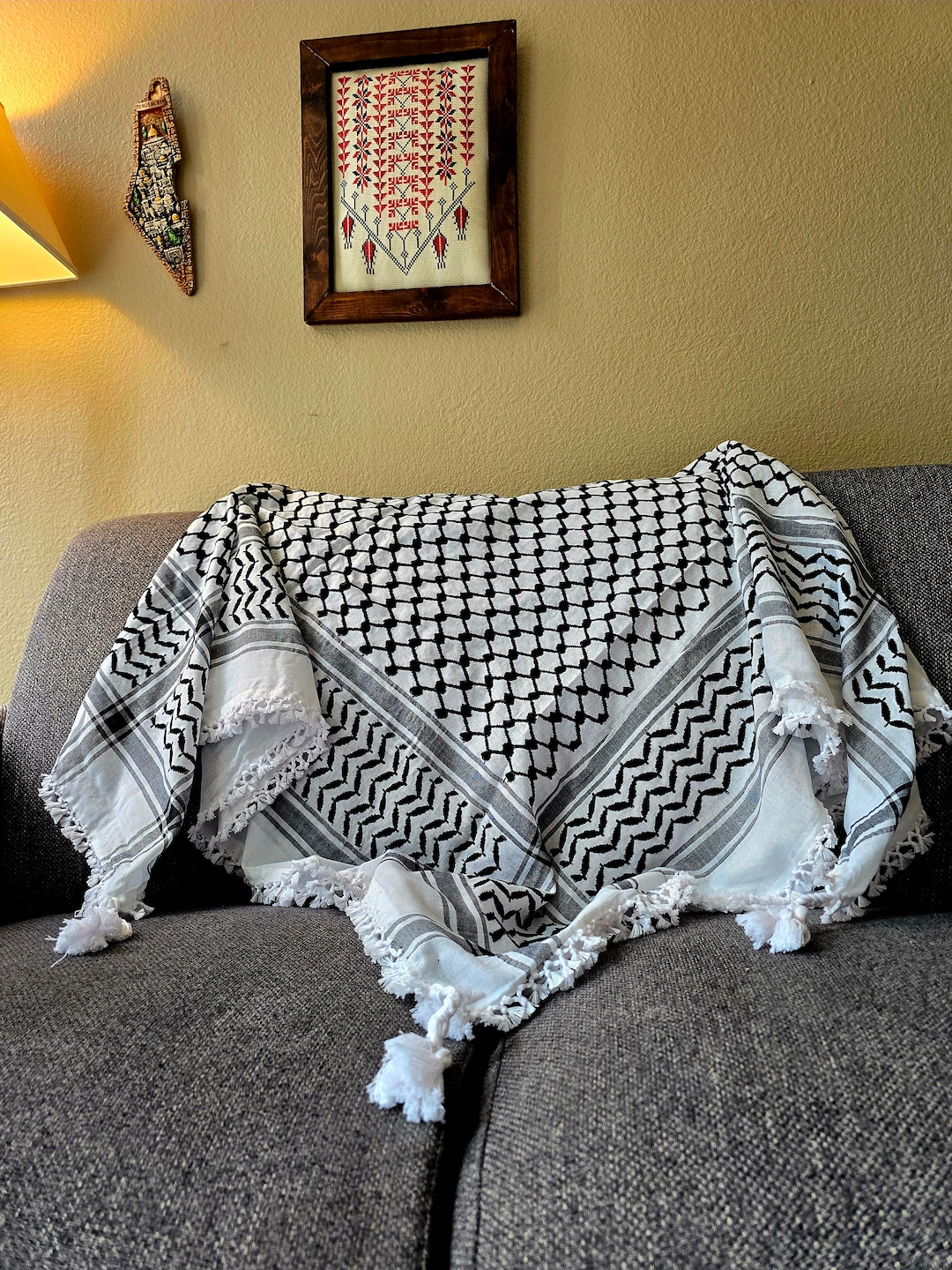 HIRBAWI パレスチナ製 Kufiya クーフィーヤ クフィーヤ 刺繍 Hirbawi