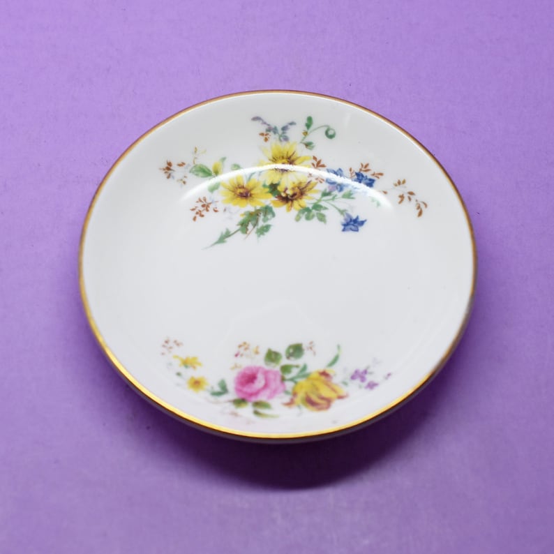 Royal Doulton /'Arcadia/' Small Pin Trinket Butter Dish Vintage England