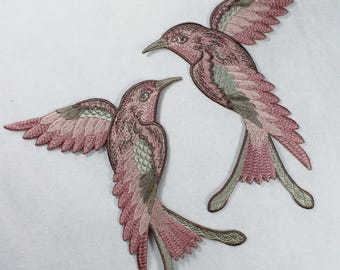 Powder Pink Embroidered Hummingbird Patch in Vintage Style