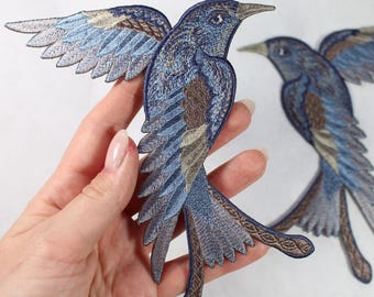 Steel blue Embroidered Hummingbird Patch in Vintage Style