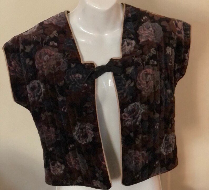 Vintage Wild Bill Made in California floral velvet waistcoat vest gold galloon trim