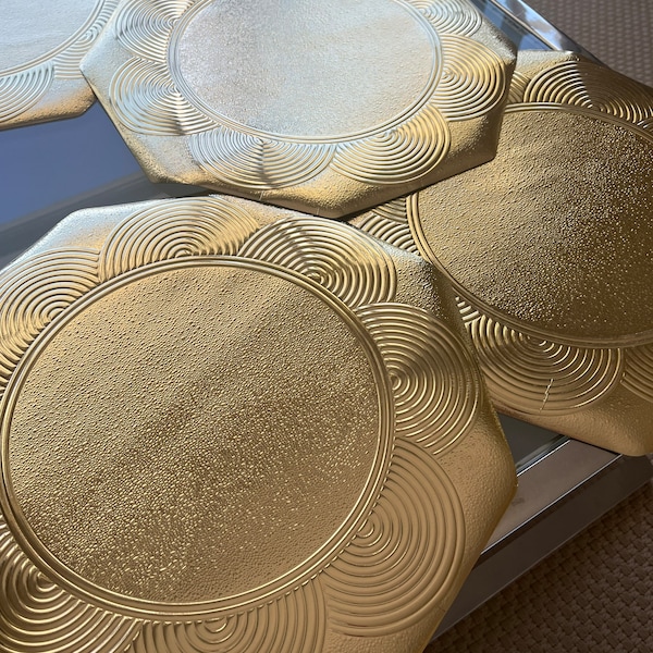 Vintage new with stickers gold hexagon placemats set of four perfect for golden summer!