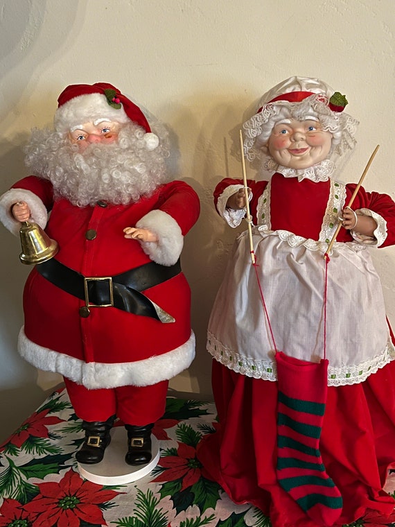 Vintage Mechanical Mr. & Mrs. Santa Claus Motorized Bell Ringing