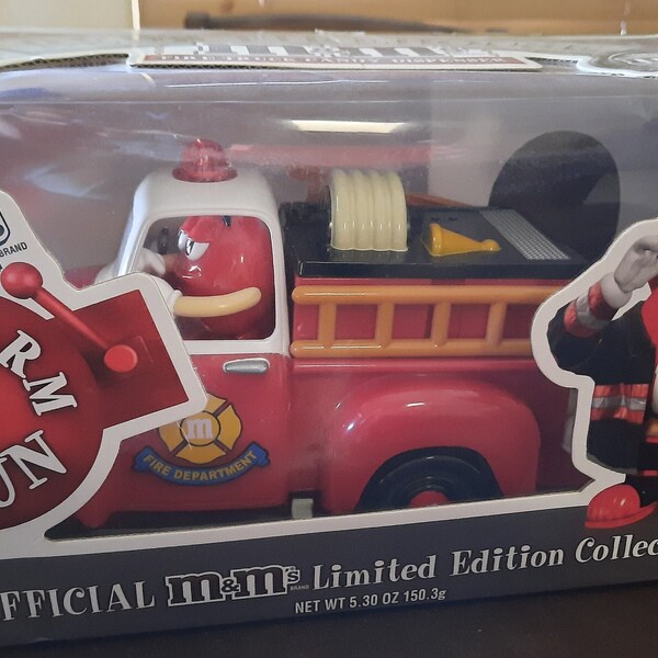 New M&Ms Vintage Five Alarm Fun Fire Truck Limited Edition