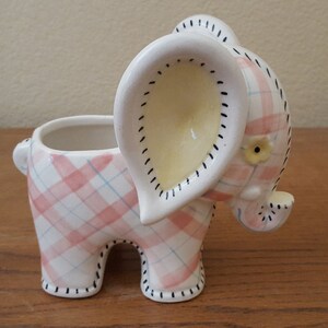 Vintage Hand Painted Pink Plaid Elephant Ceramic Planter Napco (Made in Japan).