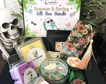 Spooky Summer Bundle - Spring Gift Box with Candles, Wax melts, Bath Rituals, Jewelry, Halloween