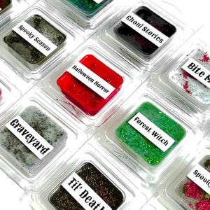 Witchy Wax Melt Samples - Spooky Wax Melts - Wax Melts with flowers & herbs - Handmade - Choose Scent- 1 oz Wax Melts - Witchy Gifts