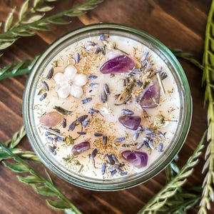 Tranquility Amethyst Candle, Anxiety Relief Crystal Candle, Aromatherapy Candle, Calming Lavender Candle, Self-Care Gift, Healing Candle
