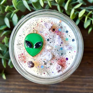 Area 51 Alien Candle - UFO Candle - Alien gifts - Trippy Alien Candle - Hippie Gifts - Extraterrestrial - Handmade