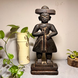 Antique Indian Wooden Mughal Guard Statue: South India Artefact (15” Height)