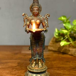 Antique Bronze Deepalakshmi Oil Lamp: Hindu Goddess Lakshmi Statue