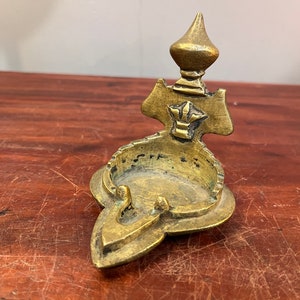 Indian Antique bronze Shiva lamp dia. Cute size 4 inch height & 3.5” wide. Solid bronze casting.