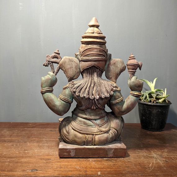 手彫りのジャックウッド製ガネーシャ像：アンティーク仕上げの木製彫刻